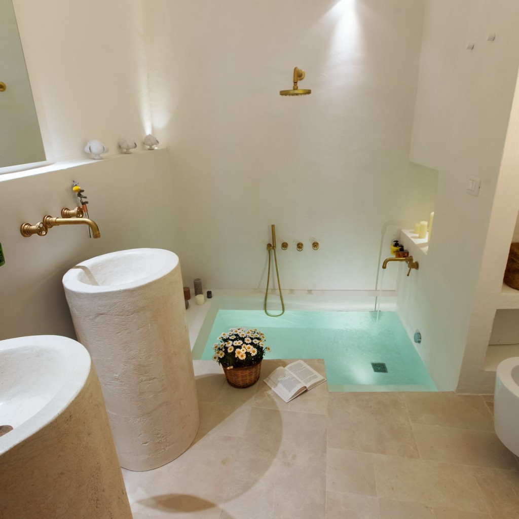 corte-manfredi-alessano-bagno2