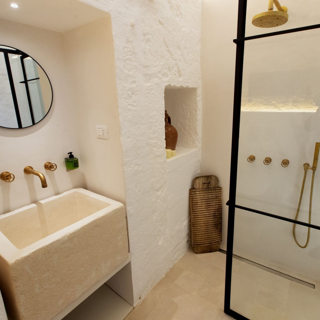 corte-manfredi-alessano-bagno4