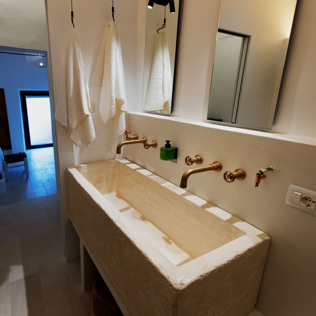 corte-manfredi-alessano-bagno5