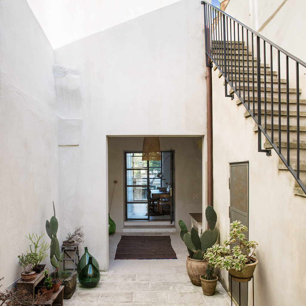 Casa_Pizzelli_221017A_5D3_9982p-4_LR_Patio_A