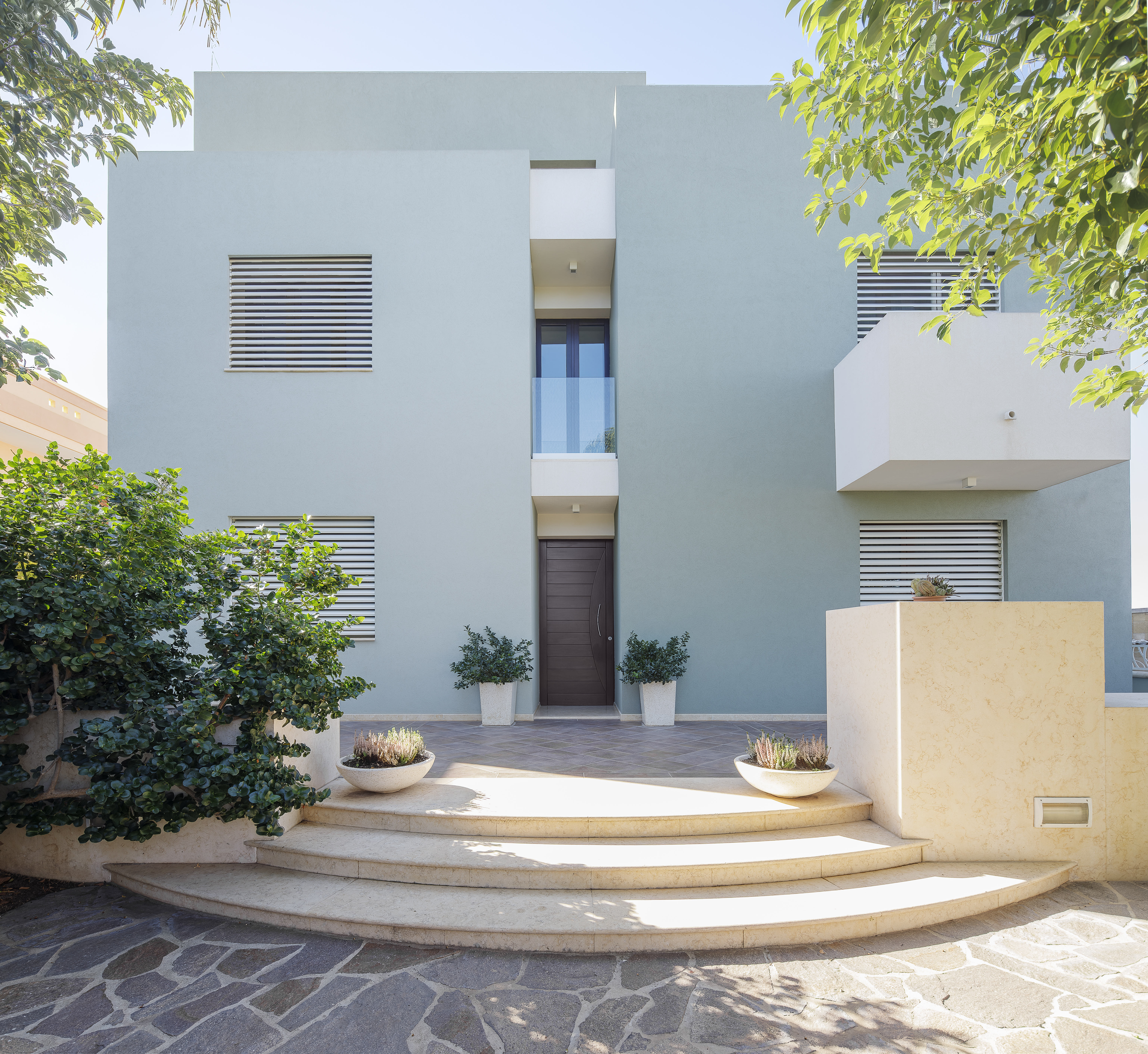 Restyling di Villetta privata: Innovazione e sostenibilità